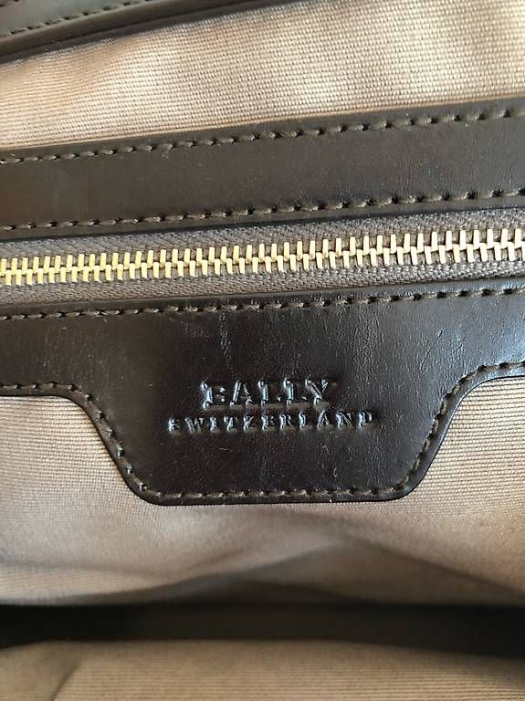 Bally Taschen für Damen: BALLY Neuwertige Henkeltasche – Gebraucht aus Rorschacherberg von Mimi_Momo 3