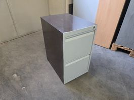 Lista 2er Korpus Metall bemalt 42x60cm H: 73cm ab 1.-