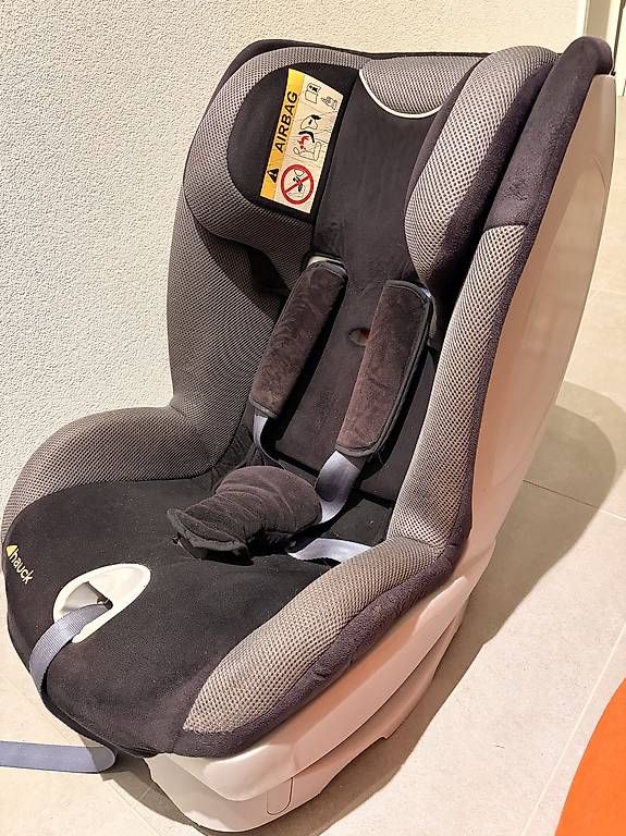 Seggiolini per auto: Hauck Variogard, Isofix-Station, Reboarder – Usato da Riehen venduto da 2snow2 3