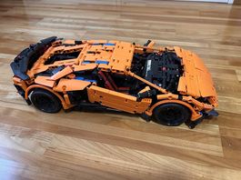 Lego Lamborghini Aventador SVJ 