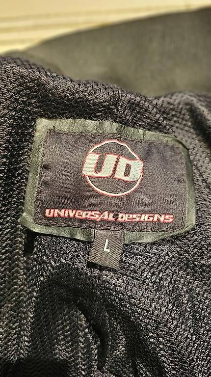 Costumi: BATMAN DARK KNIGHT - Costume professionale Universal Design  – Usato da Coldrerio venduto da Dante_Channel