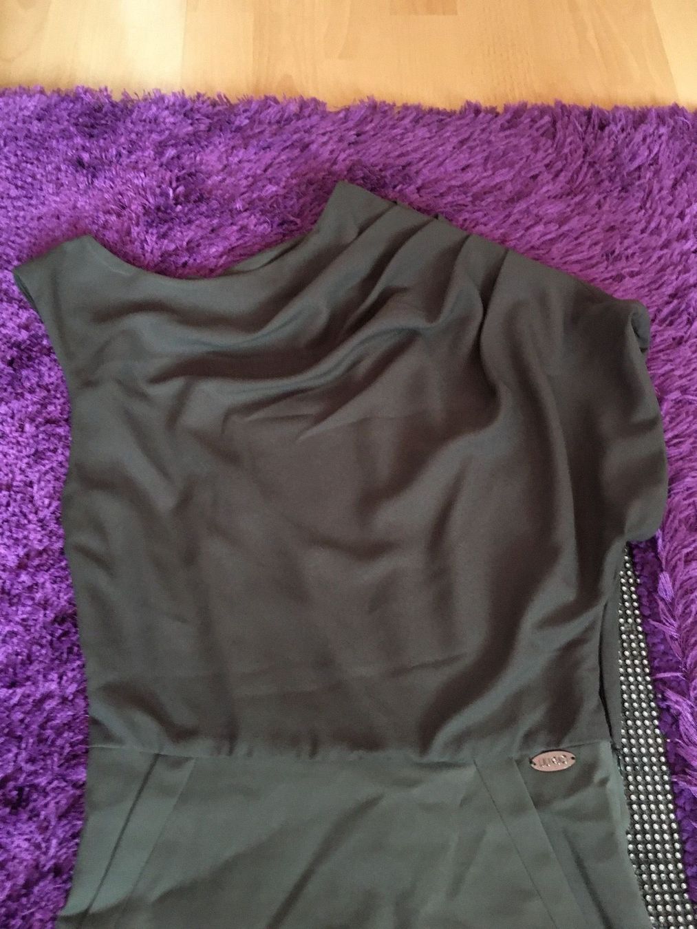 Liu Jo Kleider: Liu Jo Cocktailkleid – Neu (gemäss Beschreibung) aus Gossau ZH von SistersBeauty 2