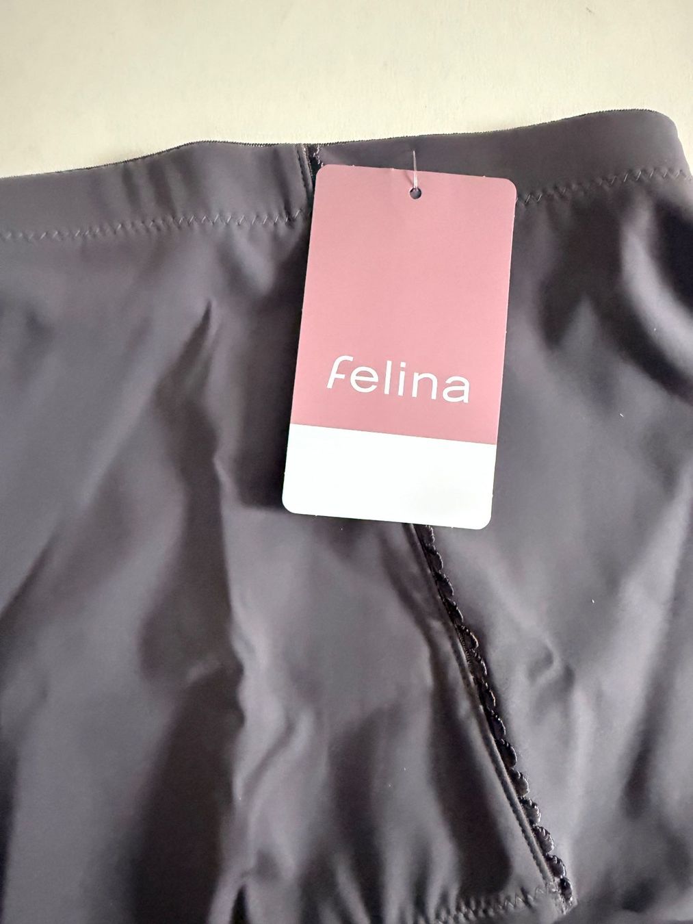Sonstige Unterwäsche: FELINA, Slip, Grösse 46, Farbe Grau – Neu und originalverpackt aus Rudolfstetten von gst_g7xl 1