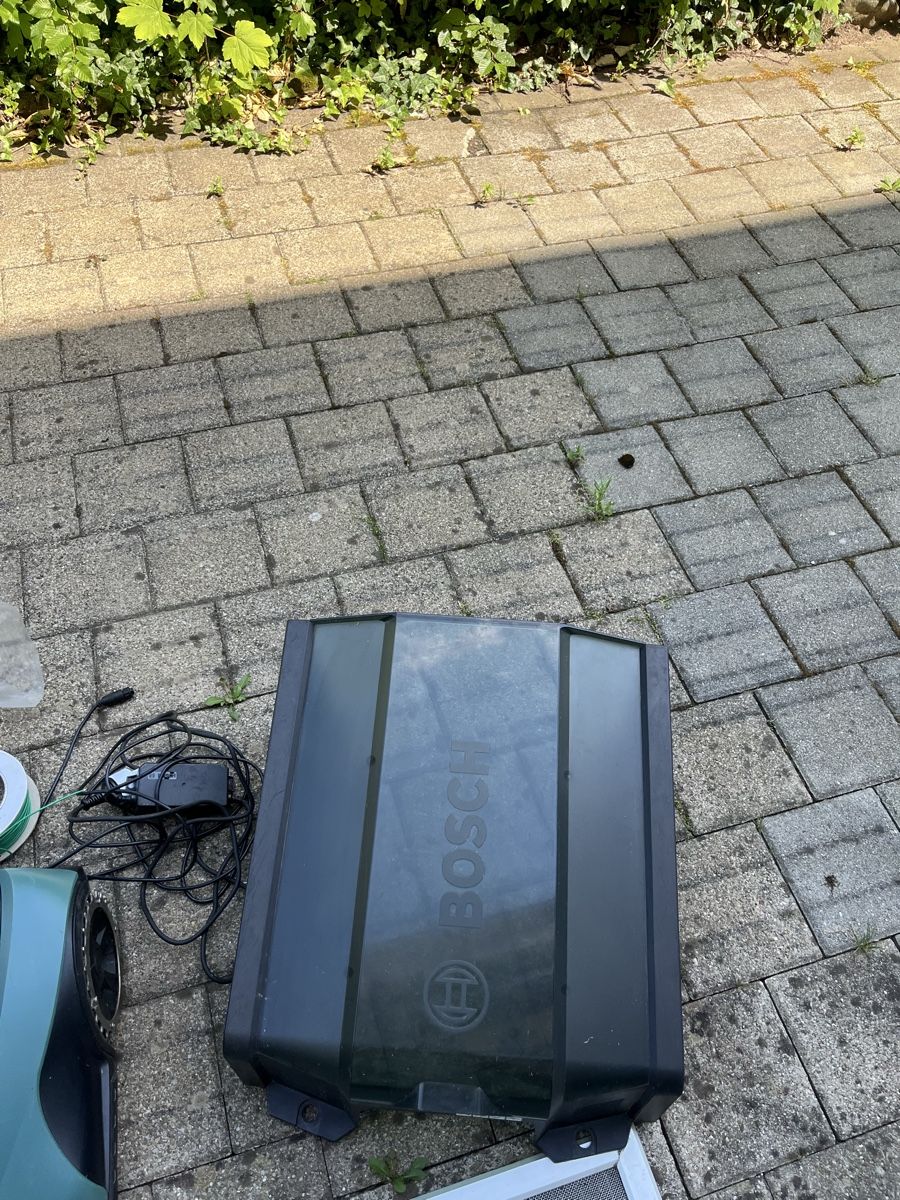 Bosch Rasenmäher: Bosch Rasenmäher Indego S+ 400 – Gebraucht aus Kloten von Mianan88 3