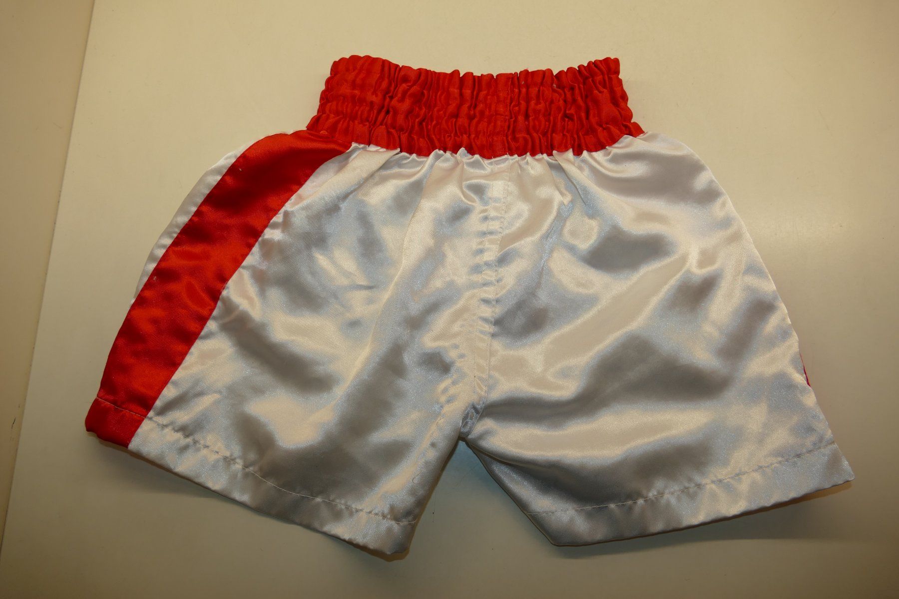 Pantaloni: Kinder Muay Thai Hose Grösse S – Usato da Niederhasli venduto da Flash32 1