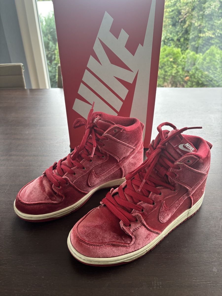 Nike Scarpe da uomo: Nike SB Dunk High Velvet 2016 | 40 – Usato da Uetikon am see venduto da seller.2020 2
