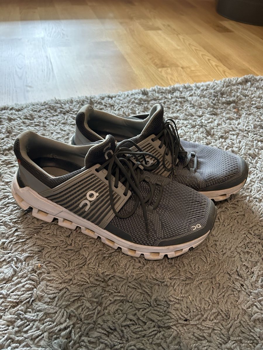 On Scarpe da uomo: On Cloud Switch Grösse 41 – Usato da Arnegg venduto da LadinaR94