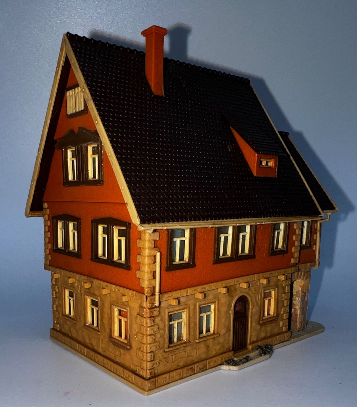 Vollmer Modelleisenbahnen: Vollmer -N, Stadthaus (47732) – Gebraucht aus Basel von jonnyhaas 2