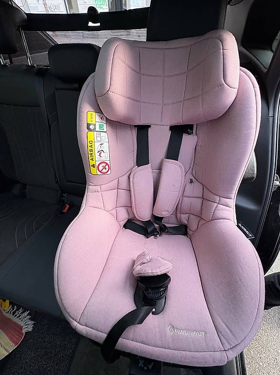 Seggiolini per auto: Kindersitz Avionaut Aerofix – Usato da Zürich venduto da vio_vv97 2