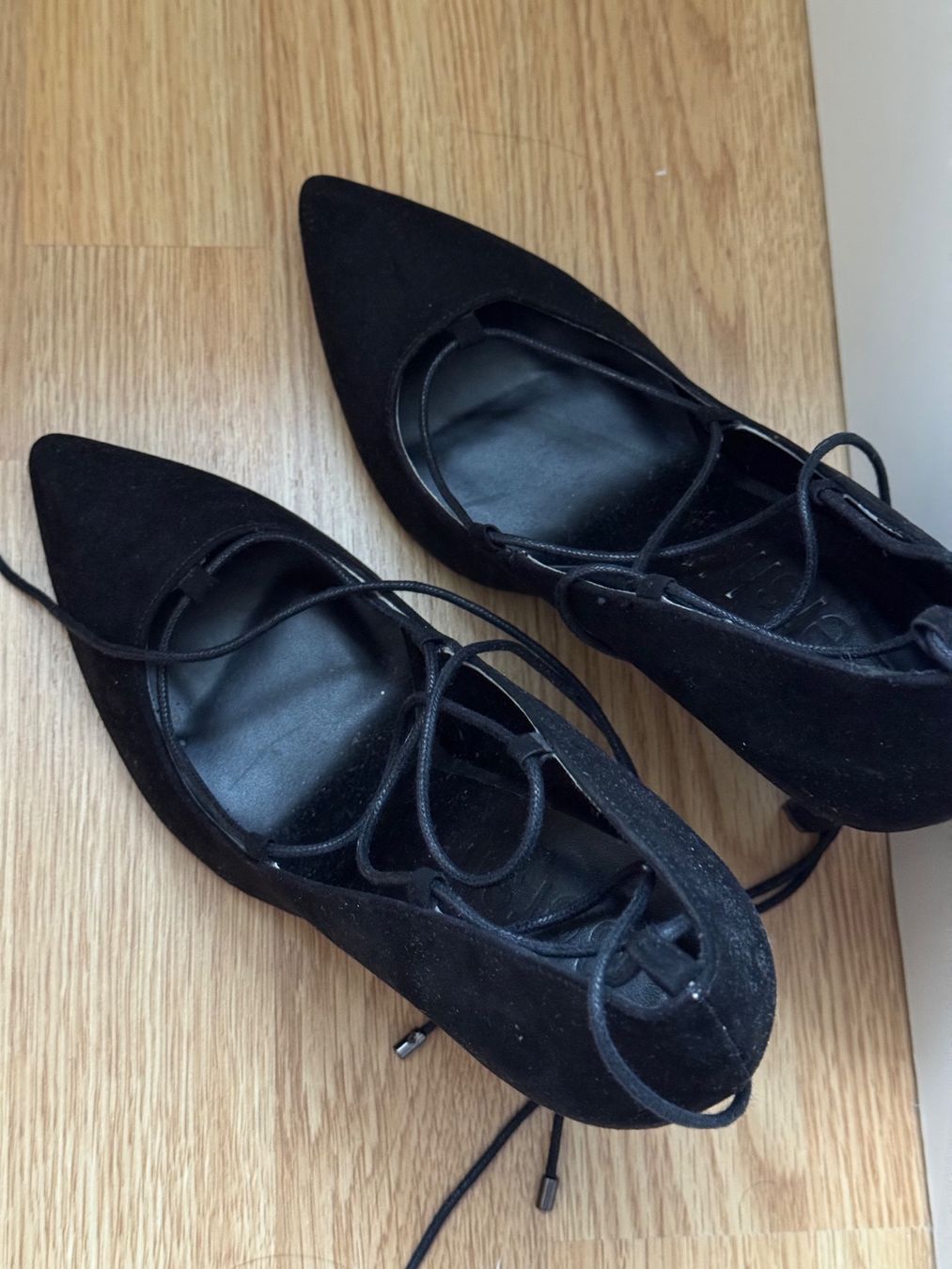 Bershka Scarpe da donna: High Heels zum Schnüren – Usato da Basel venduto da cey_ns7g