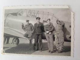 Alte Fotografie Flieger mit Flugzeug vintage original RA