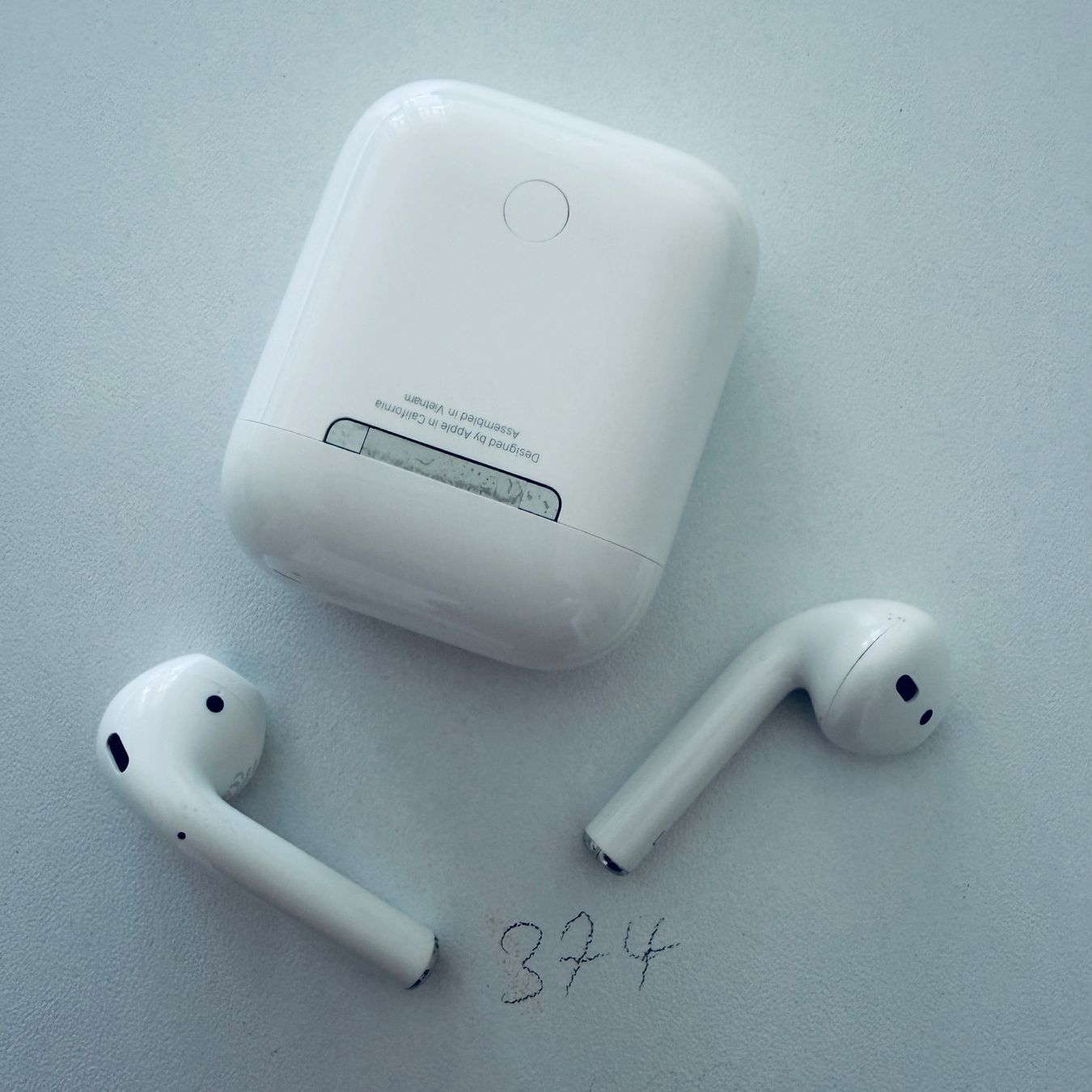 Apple Kopfhörer: Original Apple AirPods 2 Gen. Wireless Kopfhörer & Case – Gebraucht aus Basel von MY.AIRPODS.SHOP 6