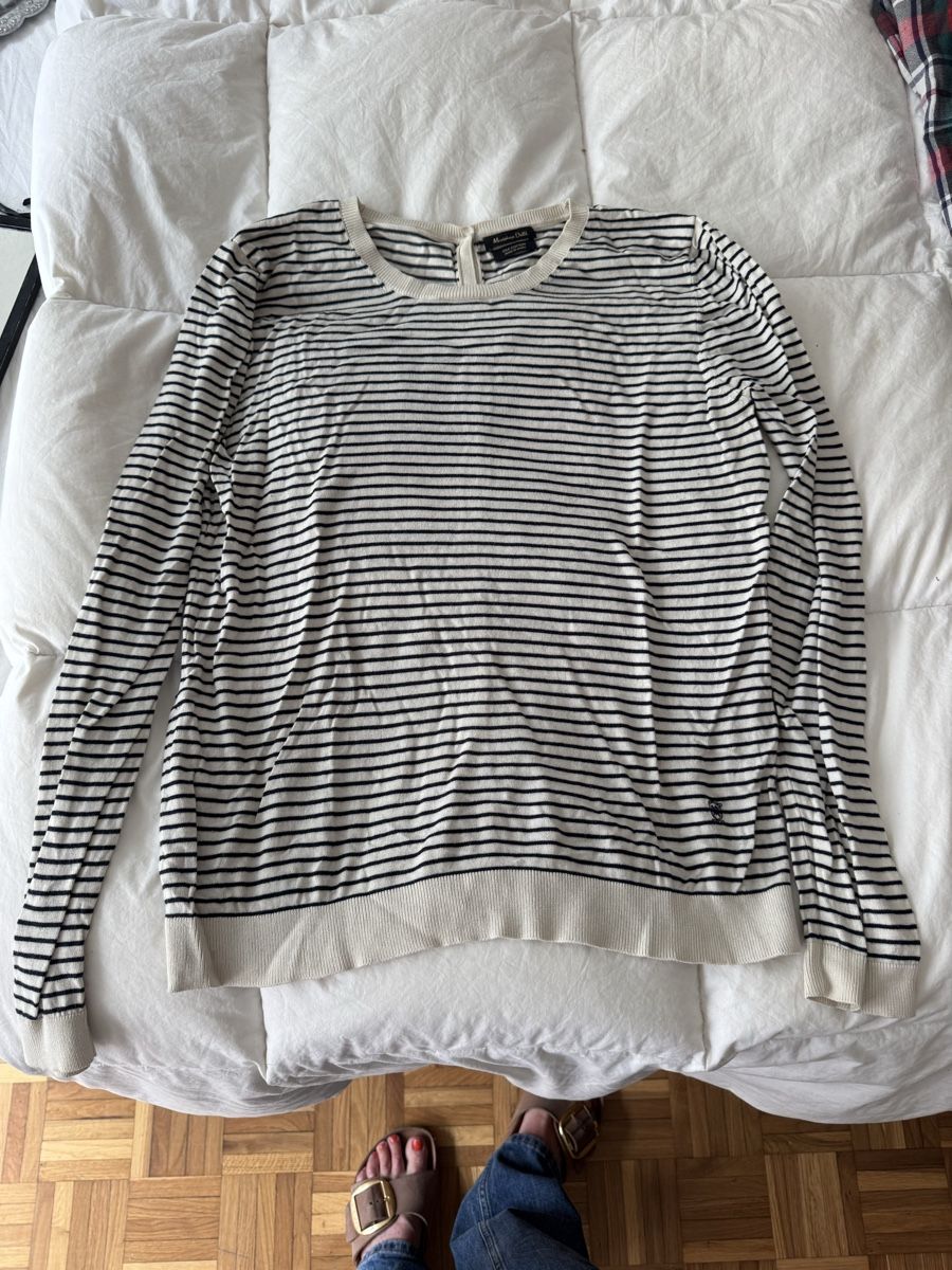 Massimo Dutti Pulls & Sweat-shirts: Pull Massimo Dutti rayé coton & soie Taille M – D'occasion à Genève par lejardindesvetements