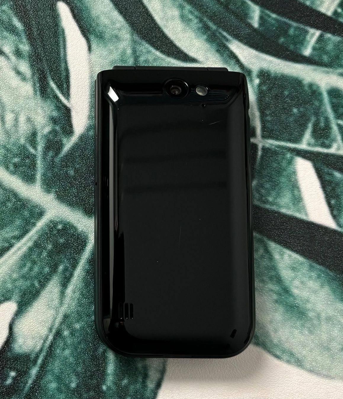 Nokia Handys / Smartphones: Nokia 2720 Flip 4G Dual SIM – Neu (gemäss Beschreibung) aus Windisch von  2