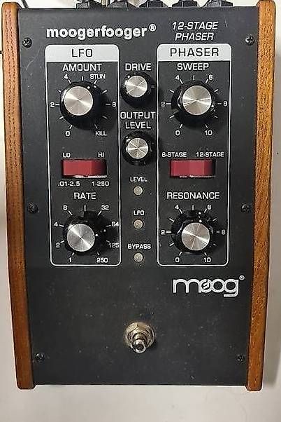 Moog Strumenti musicali: Moog MF-103 12 Stage Phaser Moogerfooger – Usato da Basel venduto da Buettibert