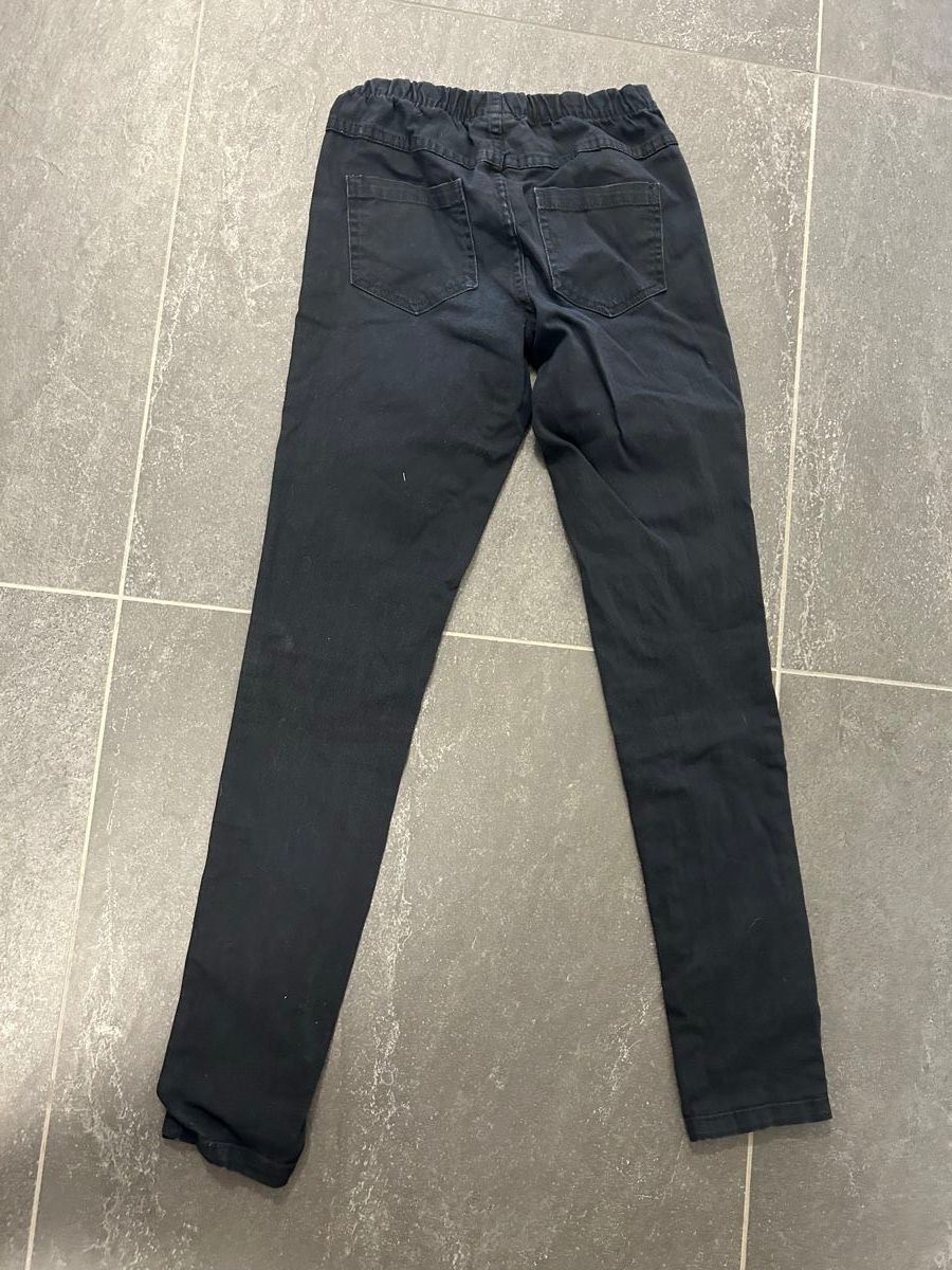 Hosen: Pantalon noir Pièces – Gebraucht aus Bôle von sev_n85b 2
