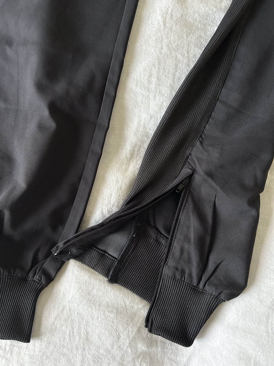 Erima Hosen: Erima Trainingshose Schwarz Gr. 36 – Neu (gemäss Beschreibung) aus Gondiswil von shaenu 2