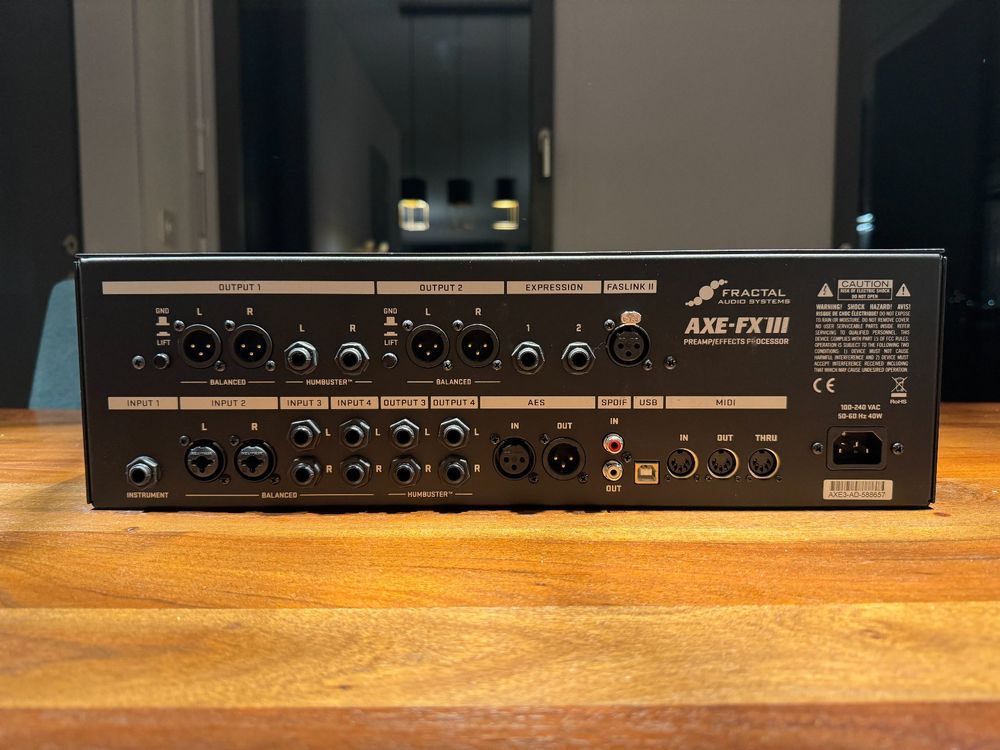 Fractal Audio Axe Fx III und FC6 Foot Controller Kaufen auf Ricardo