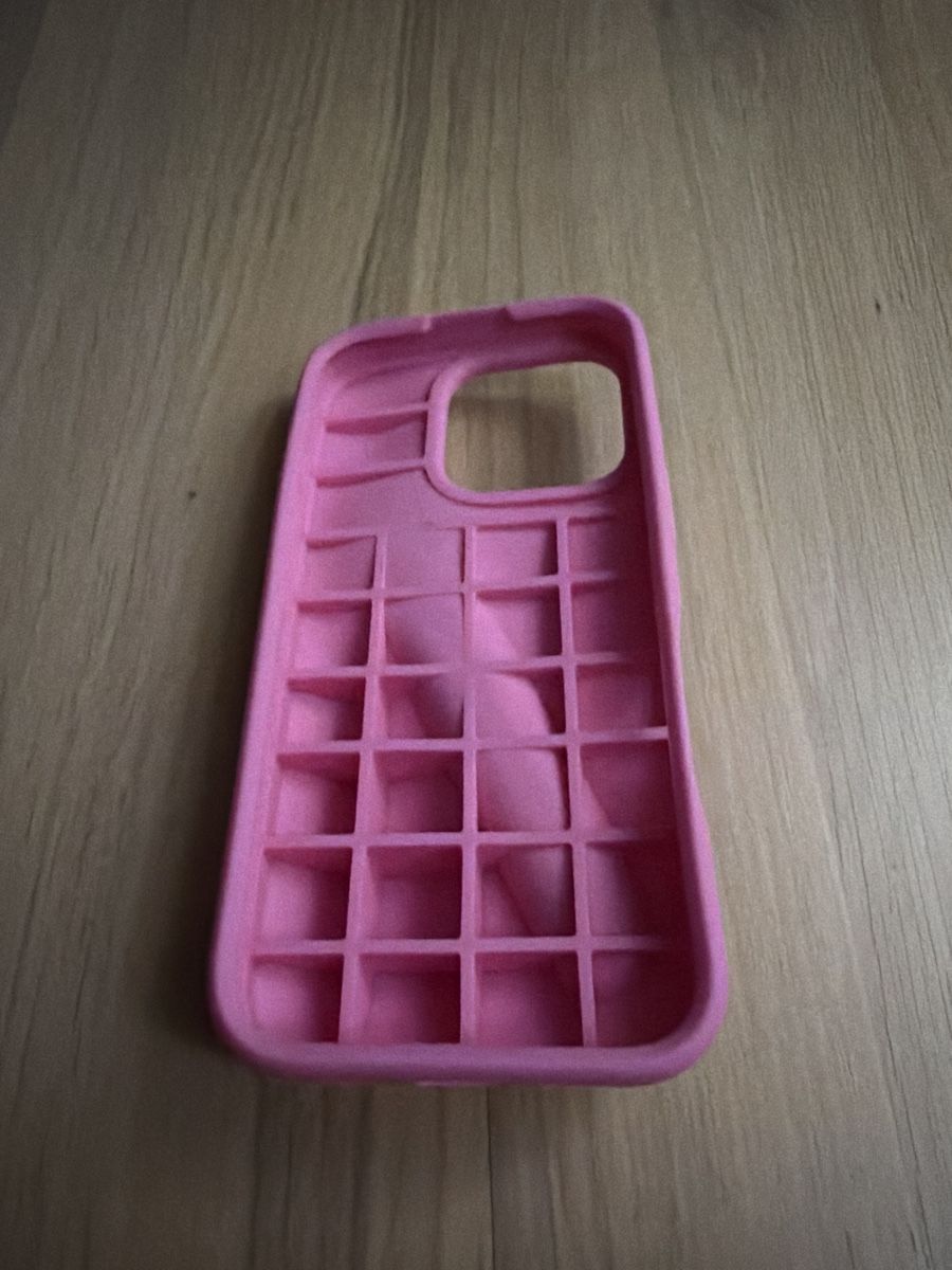 Cover & Protezioni schermo: IPhone 16 Pro Cover mit Lip Gloss (rhode) | Rosa – Usato da Liestal venduto da Enverkahraman 2