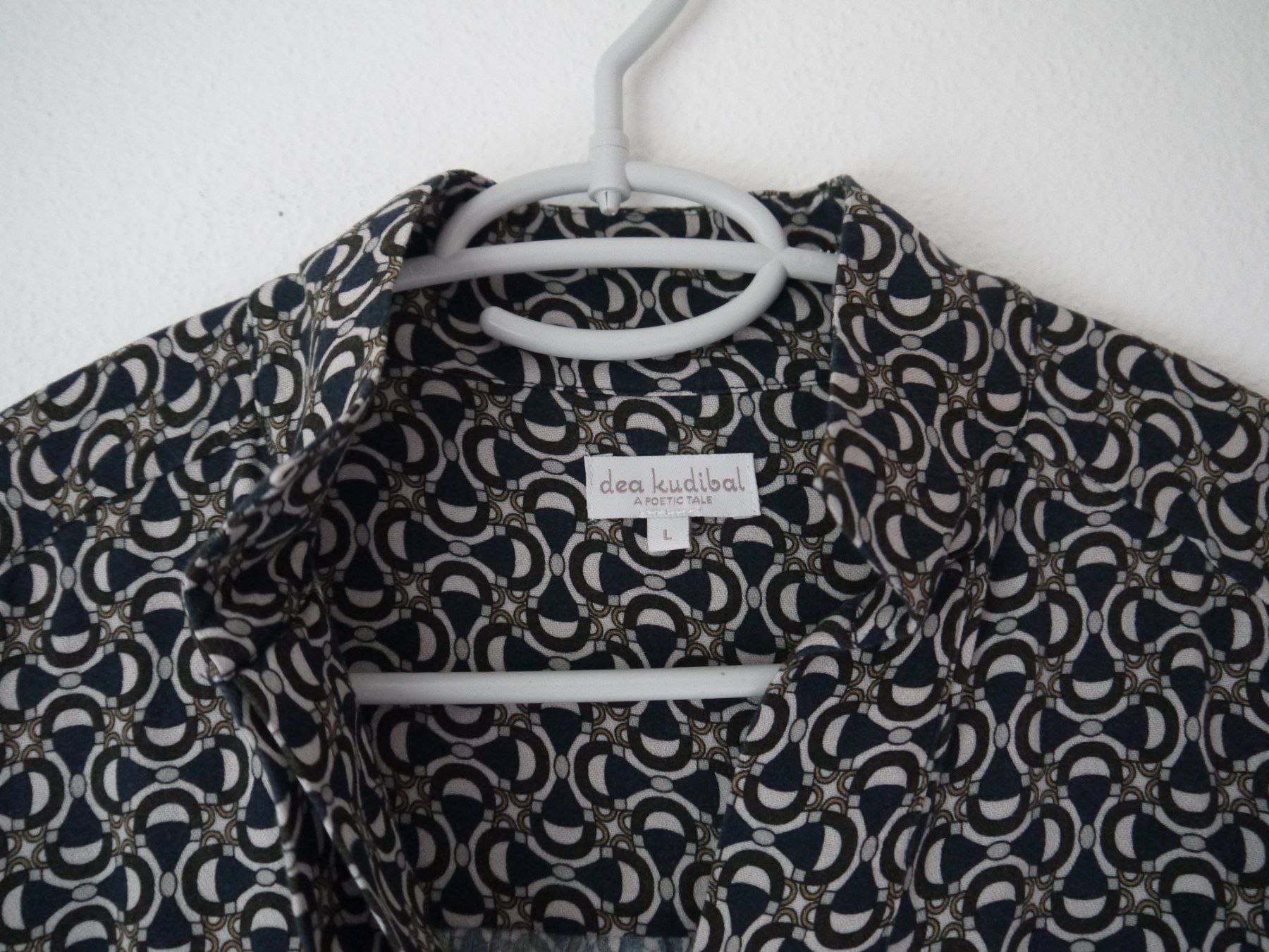 Dea Kudibal Blusen: DEA KUDIBAL Bluse Gr.L – Gebraucht aus Hagendorn von Blaf 1