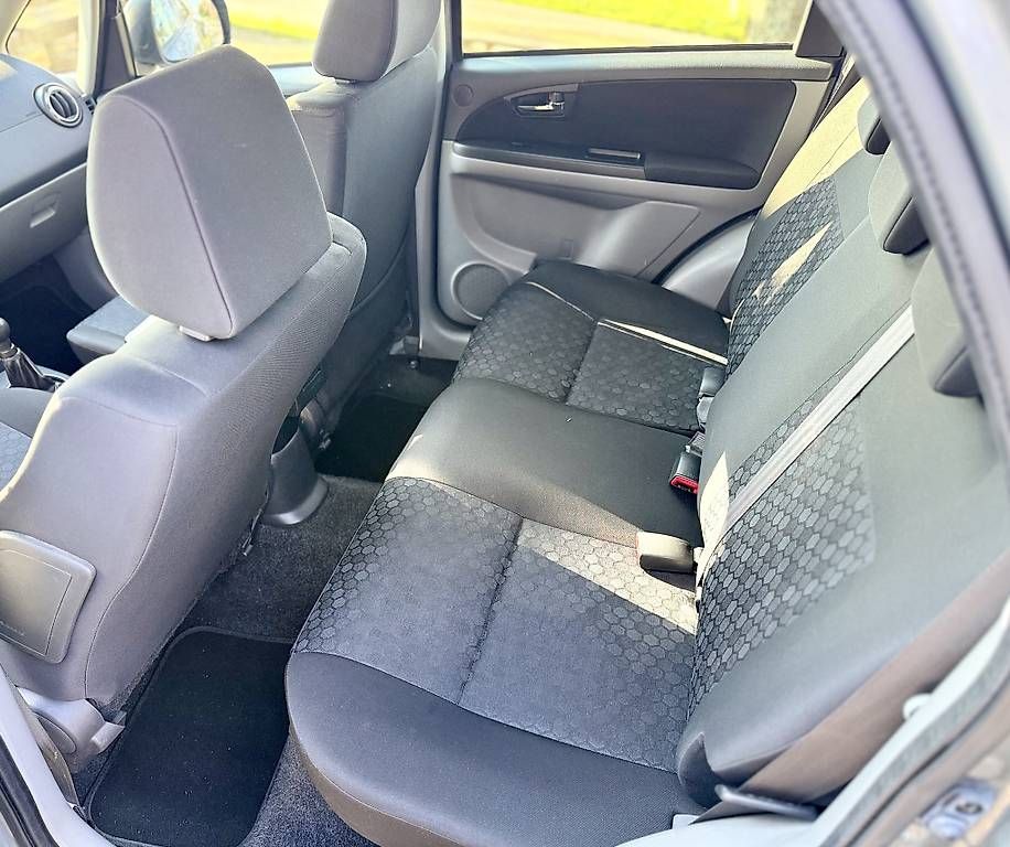 Automobili: Suzuki SX4 1.6 GS 4WD – Usato da Trasadingen venduto da lul_r9q8 9