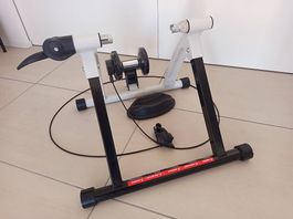 Home trainer magnétique pliable pour vélo comme neuf