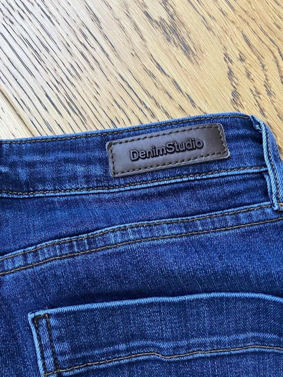 Jeans: Jean Denim Studio – Nuovo (secondo la descrizione) da Montreux venduto da princessleia 3