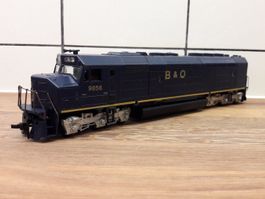 Atheann HO DC : US locomotive diesel 6 ess.  "Dummy"  B & O