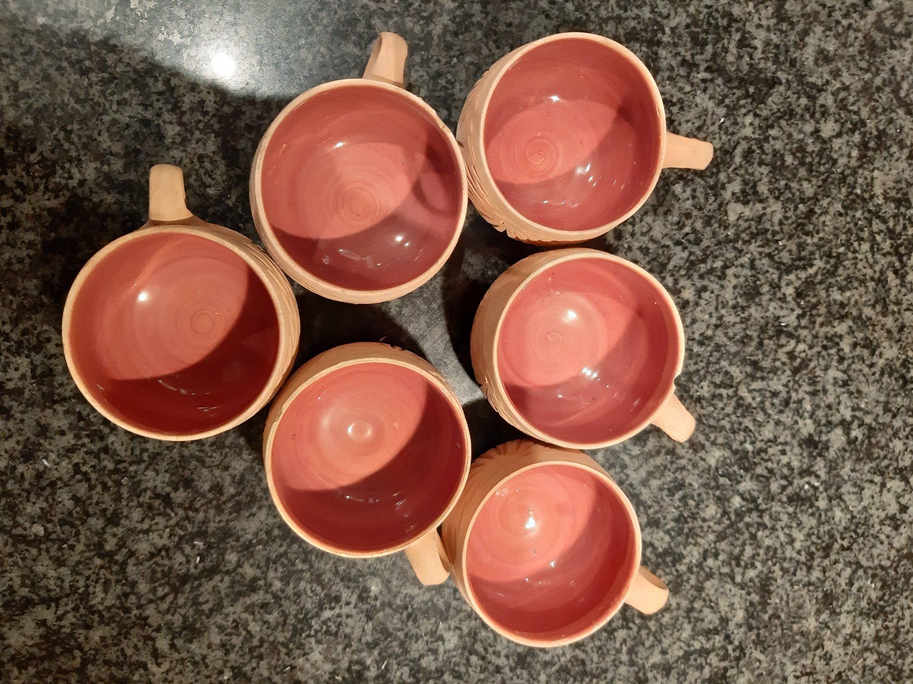 Set di piatti: Teeservice aus Ton – Usato da Herznach venduto da SusanneB0102 3