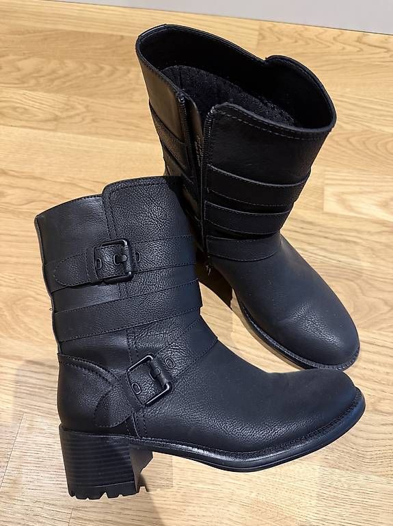 Chaussures femmes: Graceland Stiefel schwarz Gr.38 – Neuf avec emballage d'origine à Boll par kuschel02