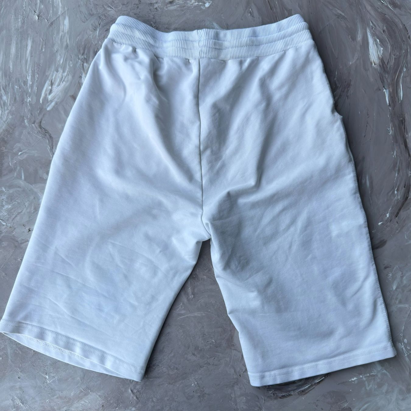 Lacoste Pantaloni: Short en Molleton Lacoste Grand Logo – Usato da Thônex venduto da Suisse.Shopping 2