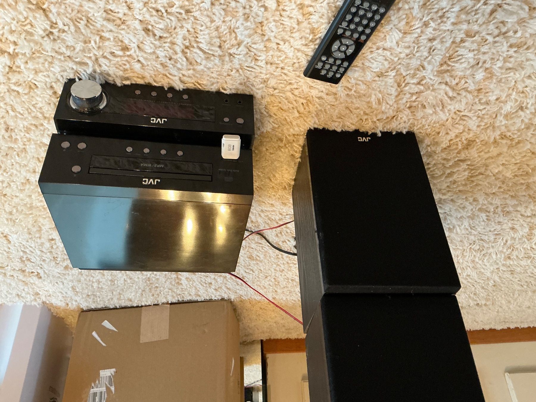 JVC Audio- & Mediensysteme: JVC kompakt Stereoanlage 2 Boxen USB – Gebraucht aus Rüfenach AG von dreen87 1
