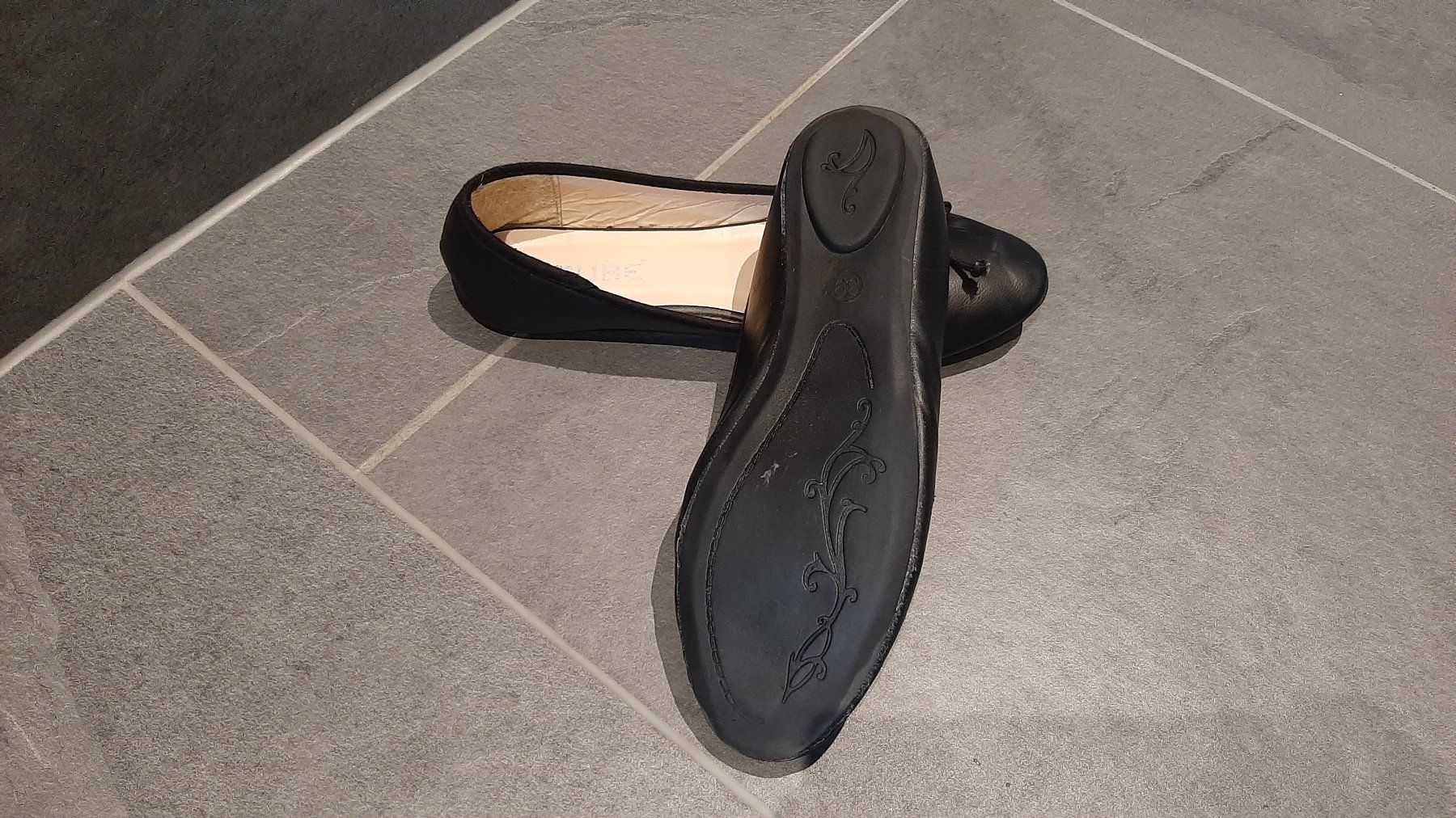 Cube Chaussures femmes: Ballerina – D'occasion à Lenk im Simmental par tam_267m 1