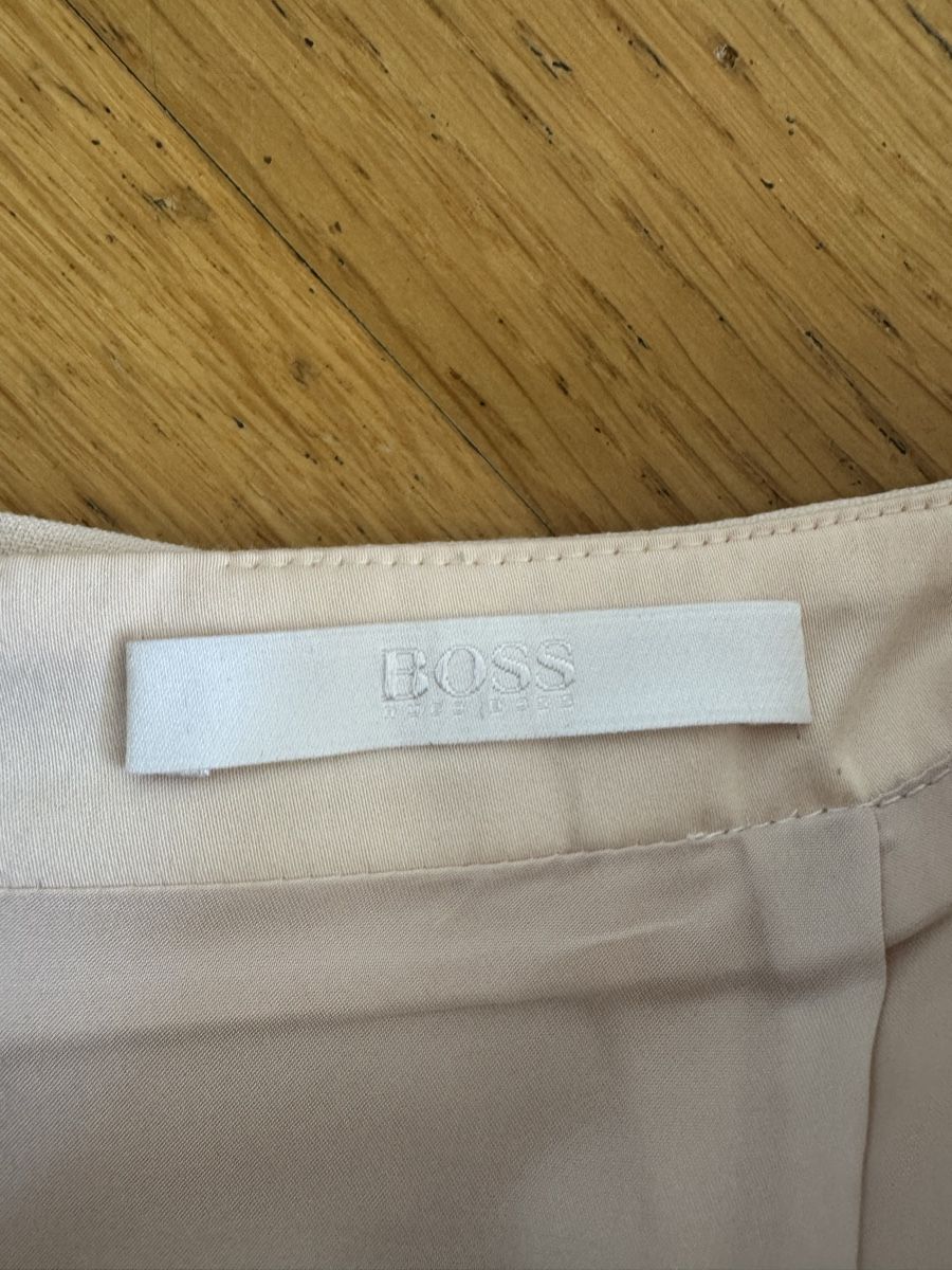Hugo Boss Gonne: HUGO BOSS Elegante Bleistiftrock, hellrosa, Grösse 36 – Usato da Zürich venduto da Chanelle07 2