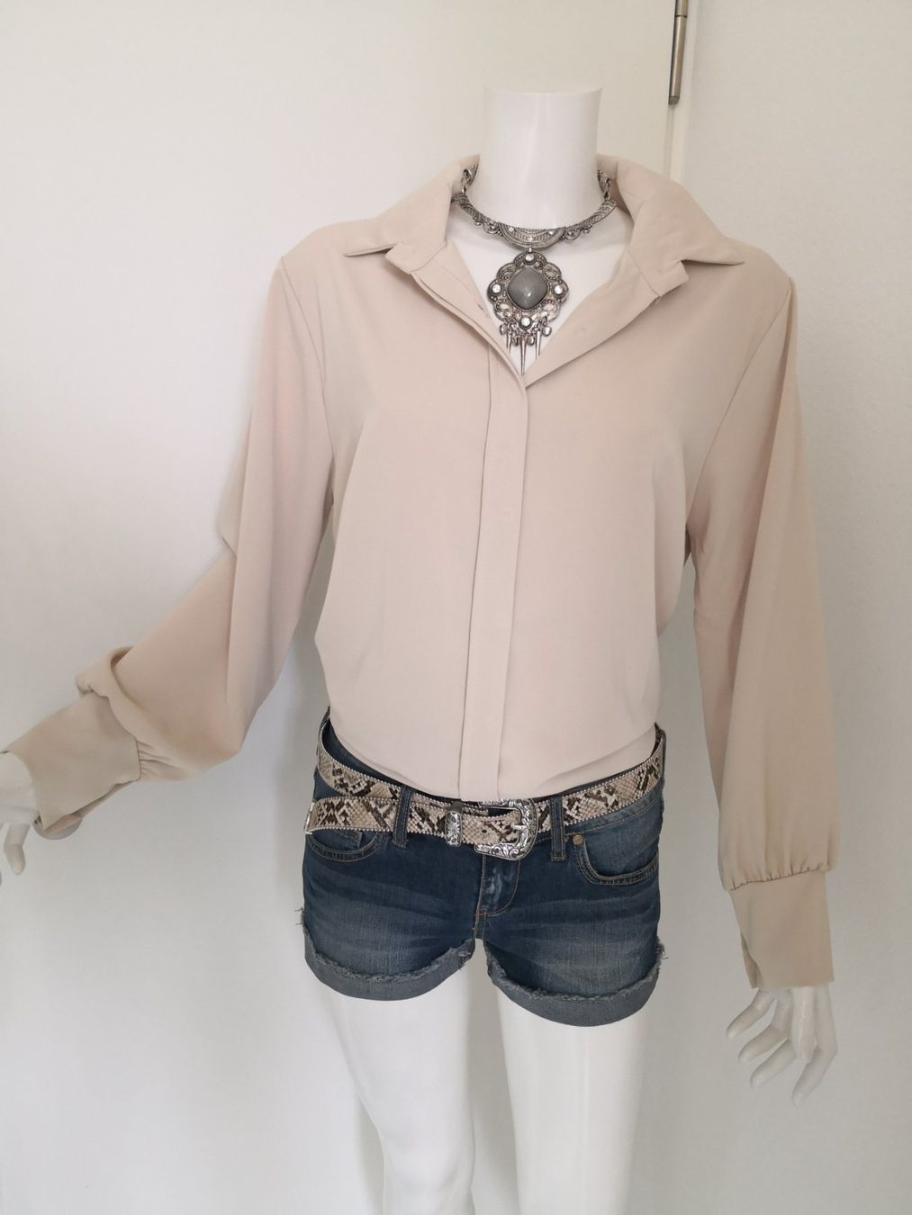 Mango Camicette: 🤩MANGO VISKOSE BLUSE BEIGE, NEU – Nuovo (secondo la descrizione) da Olten venduto da Naja-Twins-Twins 7
