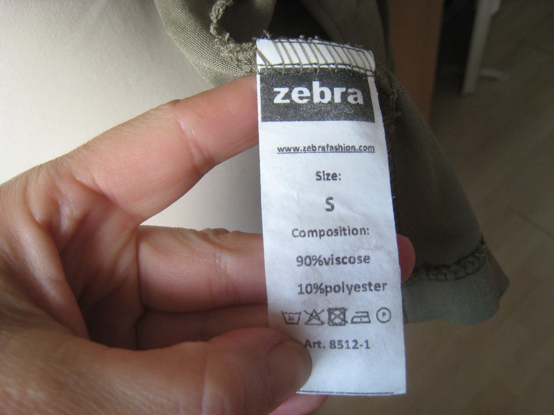 Zebra Giacche: leichte Blazer-Jacke ZEBRA   Gr. S  olivegrün – Usato da Dättlikon venduto da Mamakuga 7