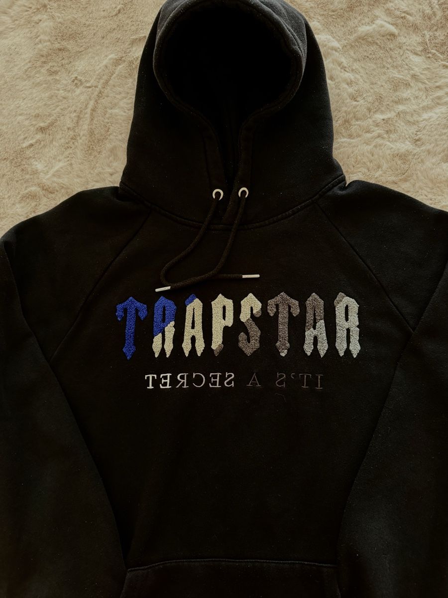 Trapstar Pullover & Sweatshirts: Trapstar hoodie  – Gebraucht aus Sornetan von ili_k9dc 1