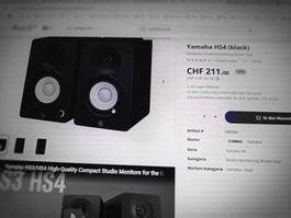 Unverpackte Aktivboxen Yama HS 4 in Folge Studioauflösung