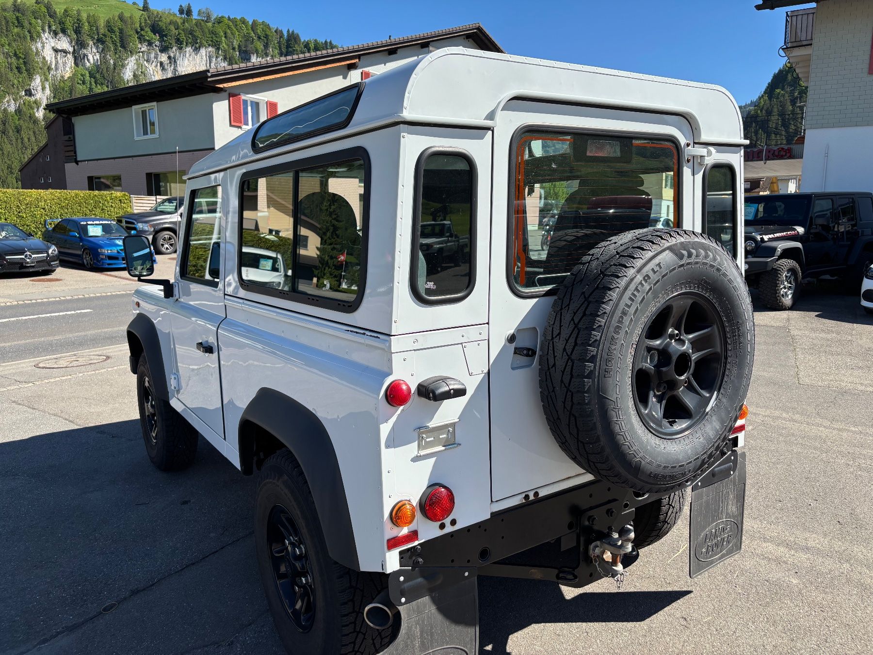 Land Rover Automobili: Landrover Defender 90 2.2 TD 4 – Usato da Unteriberg venduto da Rini54 5