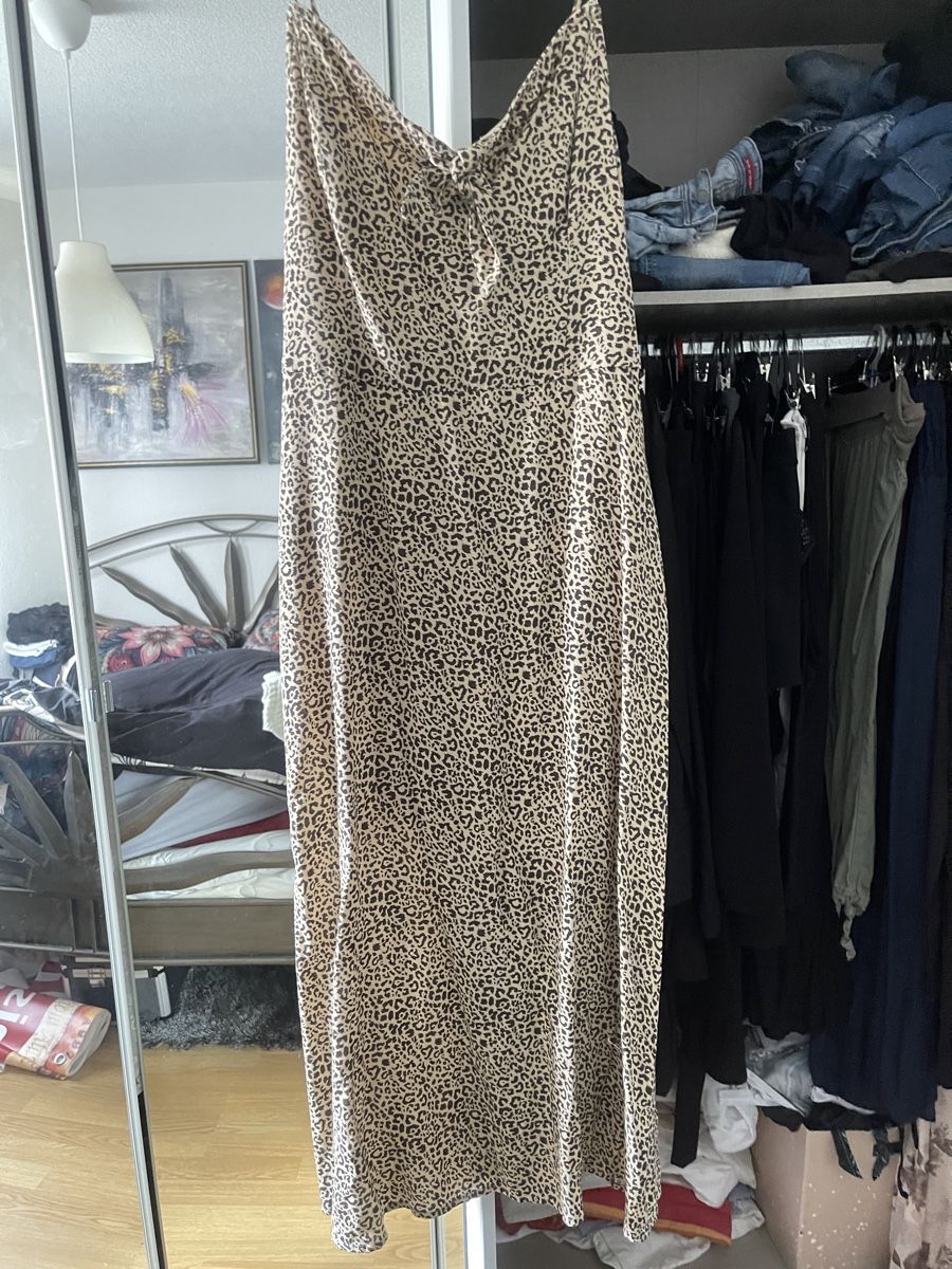 Hollister Vestiti: Leopardenmuster Kleid Gr.M – Nuovo (secondo la descrizione) da Trimbach venduto da Alessia75 1