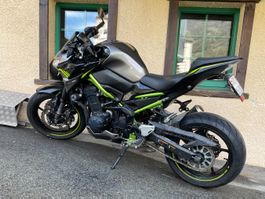 Kawasaki Z900 TOP Occasion - neuwertig mit viel Zubehör