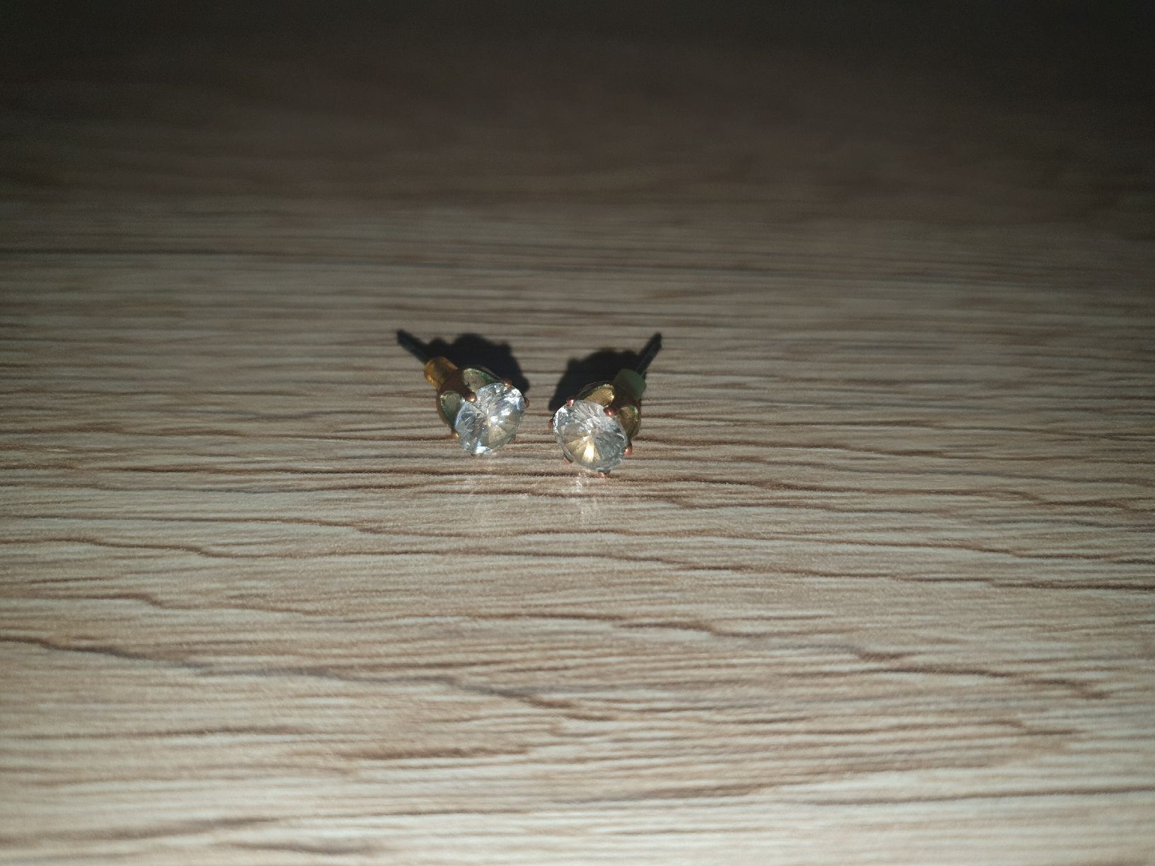 Ohrringe & -stecker: Ohrstecker – Gebraucht aus Moosseedorf von Sonnenschein..