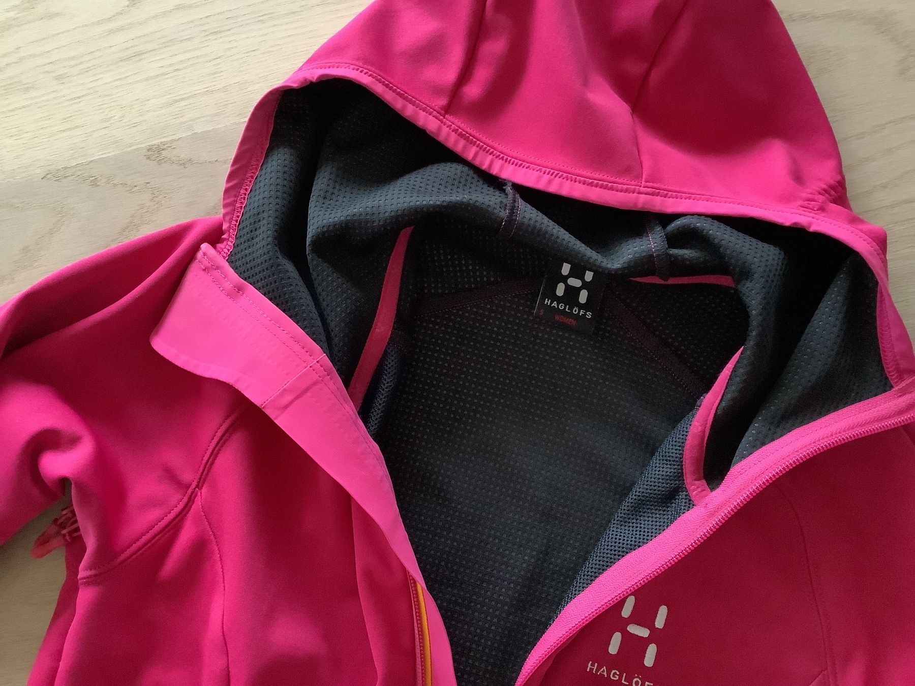 Haglöfs Giacche: Soft Shell/Windstopper, Haglöfs, Gr. S, Cyclam – Nuovo (secondo la descrizione) da Cham venduto da capalari 2