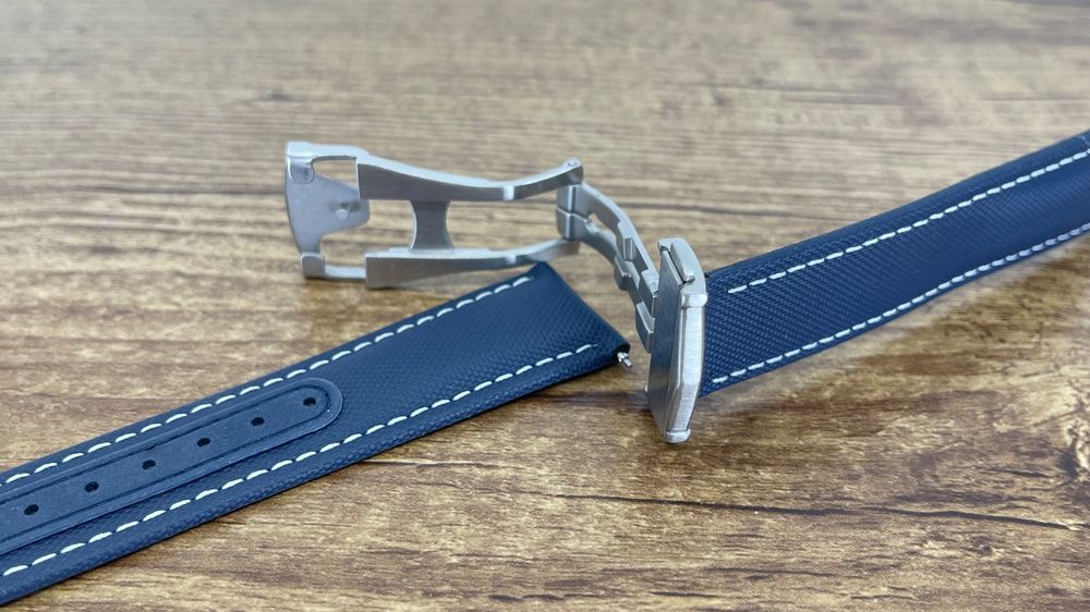 Hochwertigem Uhrenarmband Sailcloth von Artem (22mm) 5