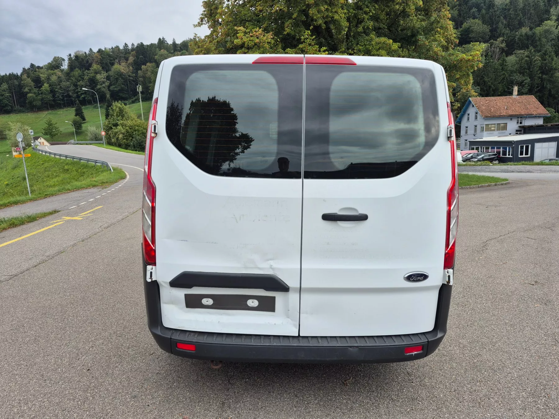 Ford Veicoli commerciali: Ford Transit Custom 2.2 – Usato da St. Margrethen venduto da Autozentrum1 4
