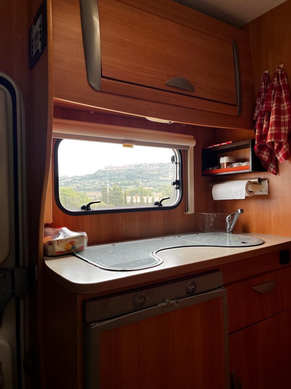 Ford Veicoli da campeggio: Camping-car Ford Trigano Challenger – Usato da Lausanne venduto da ana_7n2y 4