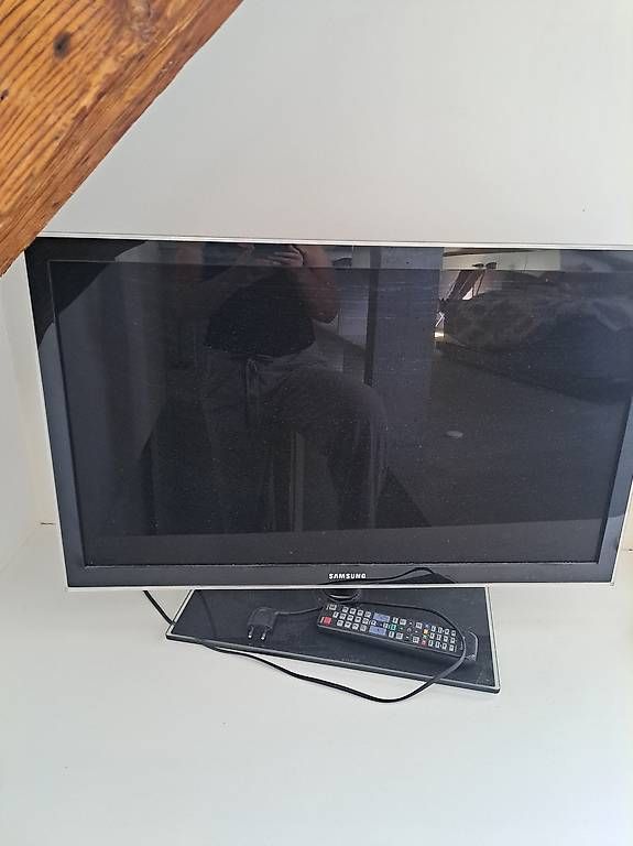 Televisori: Tv Samsung  – Usato da Lausanne venduto da mayla078 2