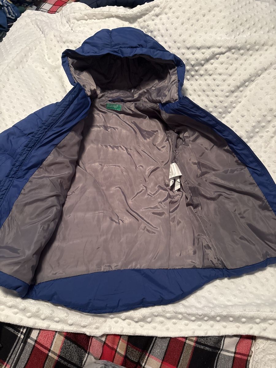 Benetton Giacche: Beneton Winterjacke Gr 130 – Usato da Rüti ZH venduto da Crystal_Bloom 2