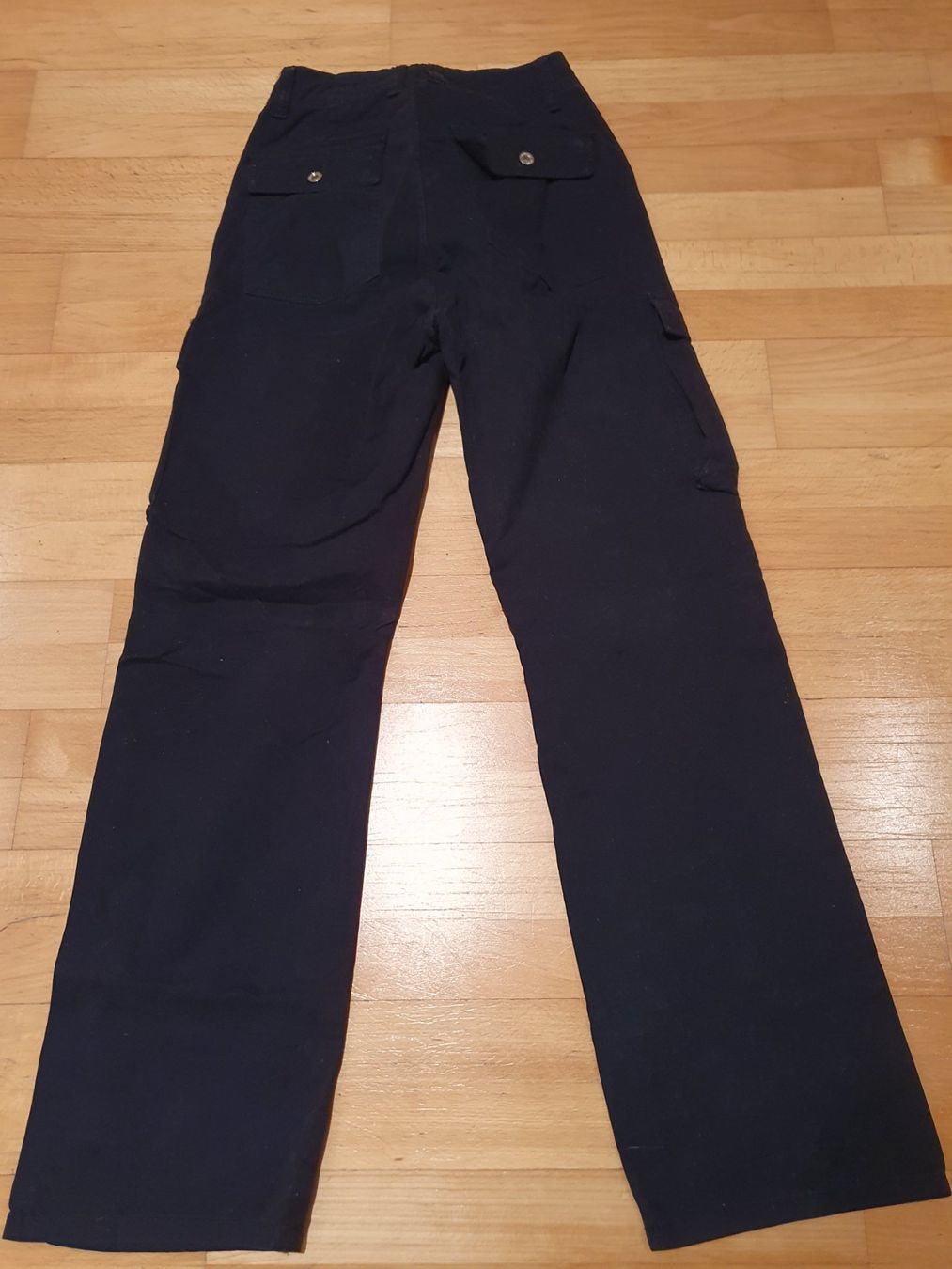 Bershka Pantaloni: Coole Cargo Hose von Bershka – Usato da Kloten venduto da Hektor44 2