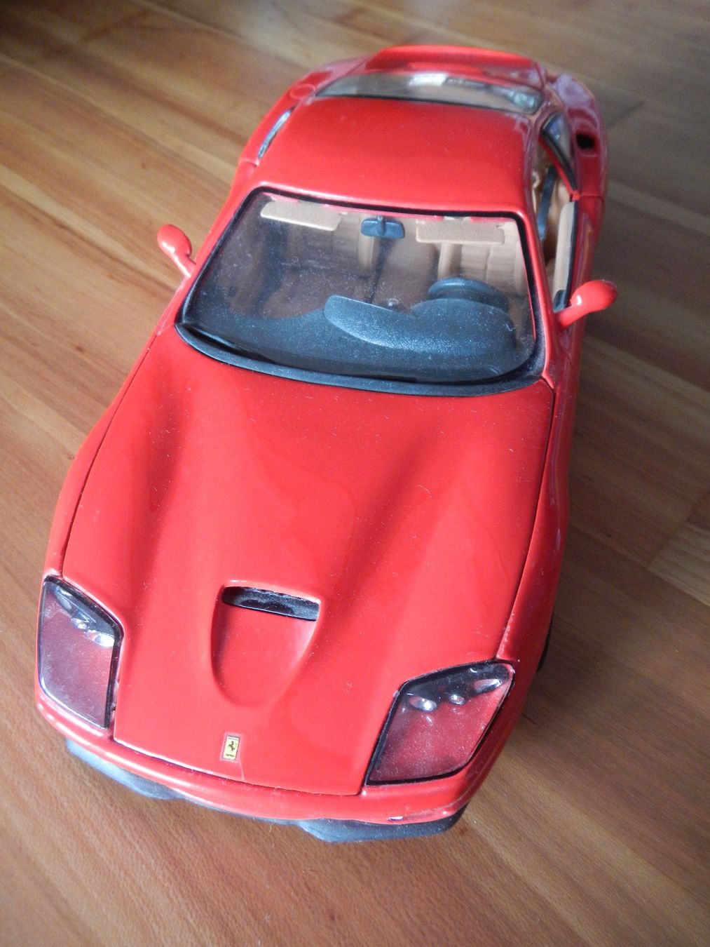 Ferrari Modellautos: Modellauto Ferrari 550 Maranello rot, 1/18 – Gebraucht aus Wallisellen von Marysan8 1